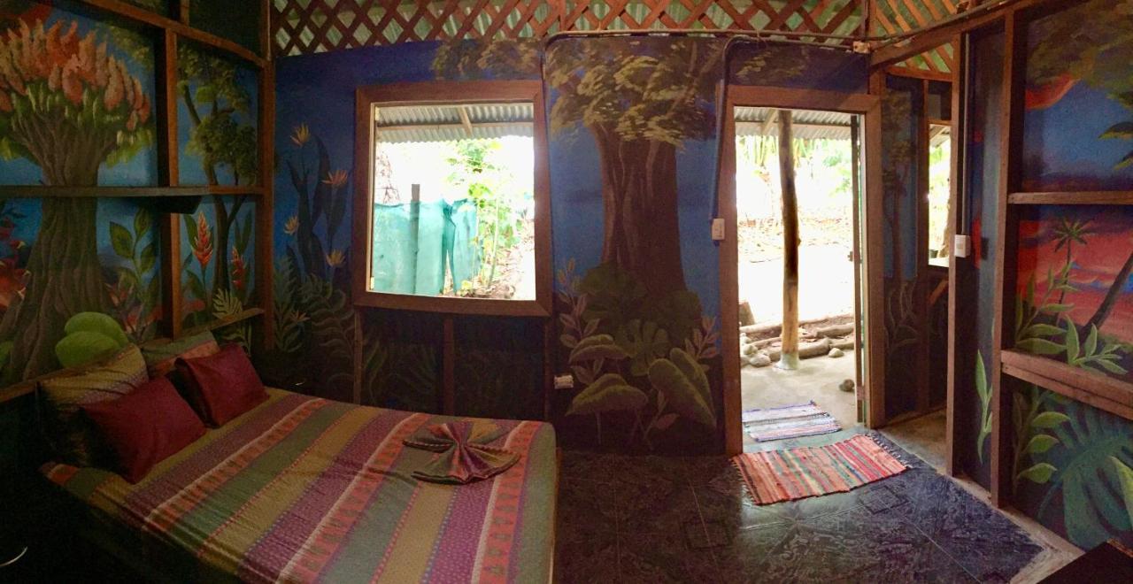 Oasis Hostel Puerto Viejo de Talamanca Exterior photo